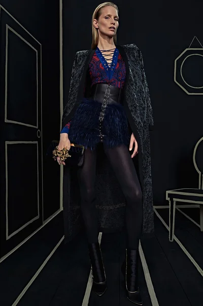 Look 18